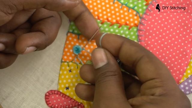 EMBROIDERY DESIGNS: Experimenting with Polka Dots | DIY Stitching смотреть онлайн