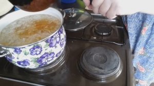 Щи из квашенной капусты по быстрому. Как убрать лишнюю кислоту.