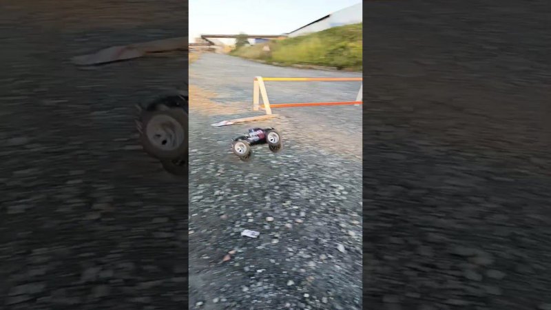 Traxxas Revo 3.3 #1