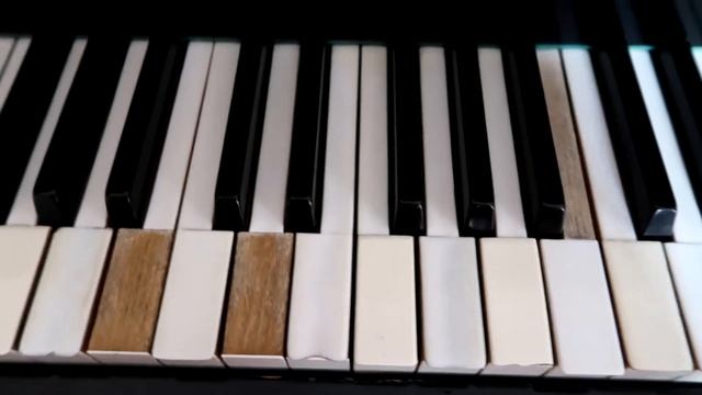 ХАРАКТЕРНЫЕ ИНТЕРВАЛЫ с разрешением от звука: готовимся к экзамену по сольфеджио смотреть онлайн