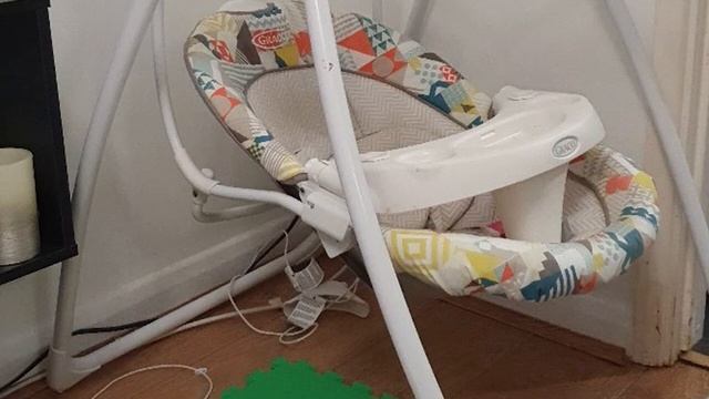 Качели для новорожденных Graco Lovin Hug смотреть онлайн