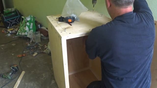 КОПТИЛЬНЯ СВОИМИ РУКАМИ С НУЛЯ холодного и горячего копчения ЧАСТЬ 1 смотреть онлайн