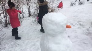 Лайфхак. Как слепить снеговика!