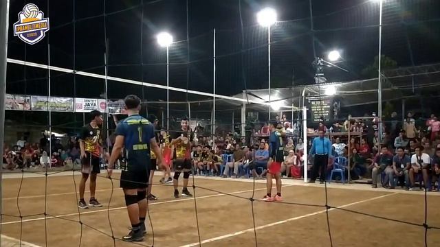 ADU Kekuwatan Joko Santoso Dwi Ari VS Hasim Ersa Andika// Bola Voli Turnamen Tunas jaya Dayu