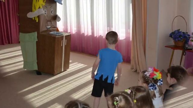 Постановка "Мойдодыр" по произведению К.И.Чуковского смотреть онлайн