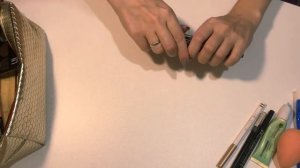 ASMR. Что в моей косметичке. АСМР. Близкий шёпот..mp4
