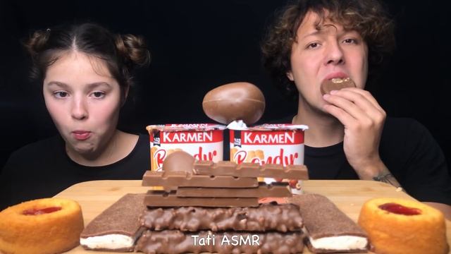 ASMR LEFTOVER DESSERT RACE! COTTON CANDY, CHOCOLATE CANDY BARS EATING SOUNDS MUKBANG | Tati ASMR смотреть онлайн