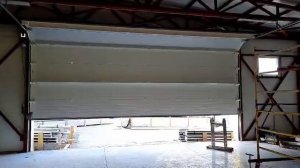 Секционные ворота