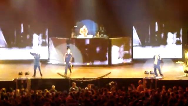 Beastie Boys & Mixmaster Mike @ Heineken Music Hall, Amsterdam 14-12-2004 Pt. 4 смотреть онлайн