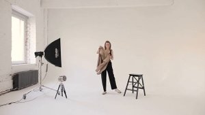 Секреты позирования на фотосессиях. Как встать? Куда деть руки? О чем подумать на фото?