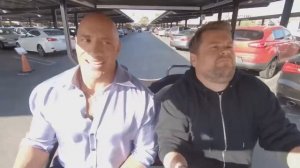 Скала едет и поёт оригинал