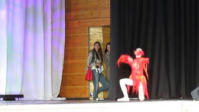 Танец "Огневушка - поскакушка". Детская школа балетного искусства "Арабески" смотреть онлайн