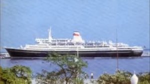 Теплоход Михаил Лермонтов