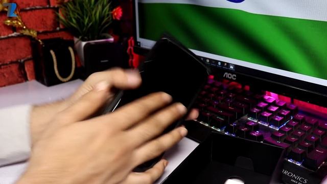 Samsung Galaxy S10 Plus - Unboxing & Overview | Indian Unit | Exynos 9820 | POWERFUL SMARTPHONE EVE