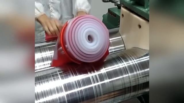 Технологии. Смешивание силикона с краской на вальцовочном станке