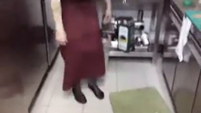 повара приколы щель смотреть онлайн