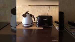 Электрочайник Delonghi Icona vintage KBOV2001