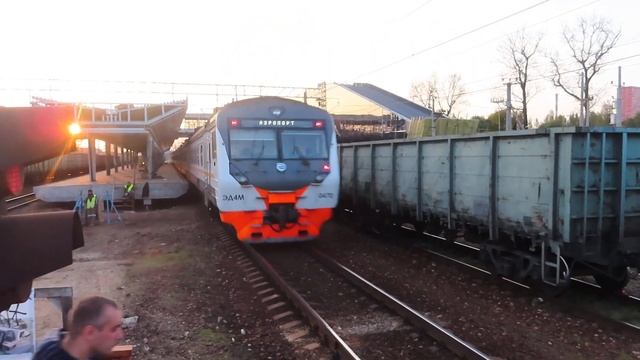 Электропоезд ЭД4М-0470 ЦППК станция Внуково 2.10.2020 смотреть онлайн
