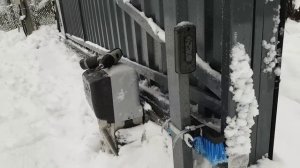 Что делать если электрические сдвижные ворота не открываются зимой