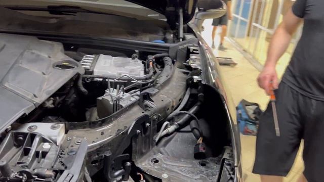 защита фар от кражи на примере Porsche Cayenne 2018+ смотреть онлайн