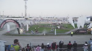 Райдеры KENDA из группировки #HARDENDURORU в Балаково на стадионе Труд. Кубок Фосагро по суперэндуро