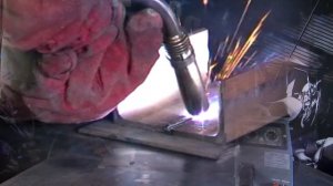 Делаем швеллер с двух уголков. Сварочный полуавтомат TESLA MIG/MAG/MMA 350-15.