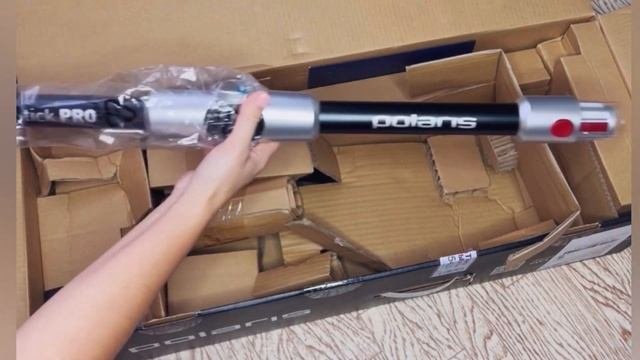 Беспроводной пылесос Polaris PVCS 5090 Clean Expert PRO #беспроводнойпылесос #polaris #распаковка