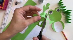 How to make Paper Frog Tutorial Craft Kids Fun Бумажная лягушка Поделки Для детей