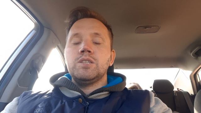 Роман С. читает стих собственного сочинения "Есенину" смотреть онлайн