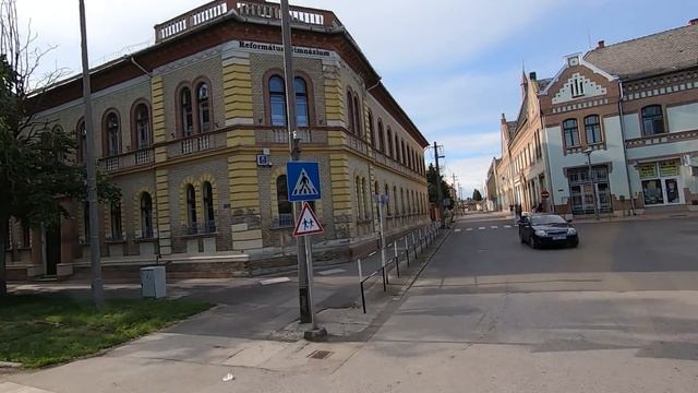 Karcag 3-as járat; Vasútállomás - Nagyvénkert смотреть онлайн