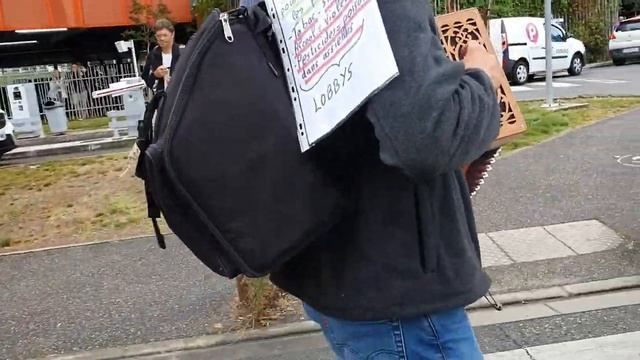 Что происходит во Франции сейчас? Увидеть своими глазами. Встреча с давним другом смотреть онлайн