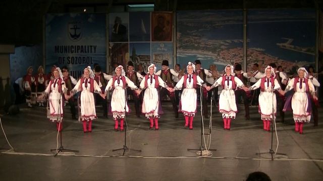 Болгарский народный танец. Bulgarian folk dance.