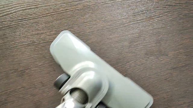 Тестирование DEXP DP 800H мелкий мусор на гладком полу смотреть онлайн