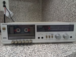 Стерео кассетная дека Sharp RT-100-в КОРЕЕ-выпускалась с 1982-по-1986-год