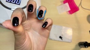 Как легко покрыться черным гель лаком ногти