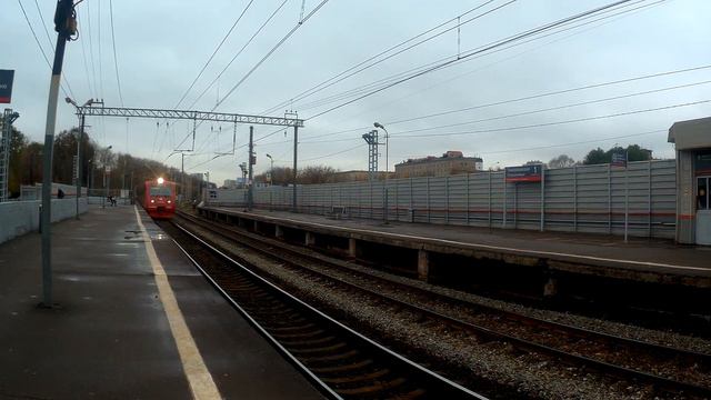 Электропоезд ЭД4МКМ-0006 Аэроэкспресс платформа Тимирязевская 10.10.2019 смотреть онлайн