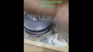 мельница ручная жернова из цельного камня малиновый кварцит  качественная мука без просеивания