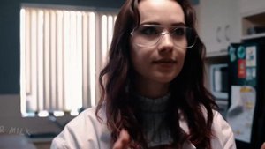 Почему девушки так любят носить одежду своего парня