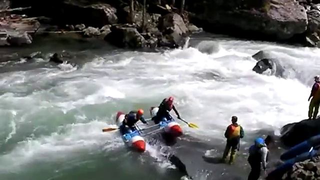 Rapids on Firtina river (whitewater, Turkey) смотреть онлайн