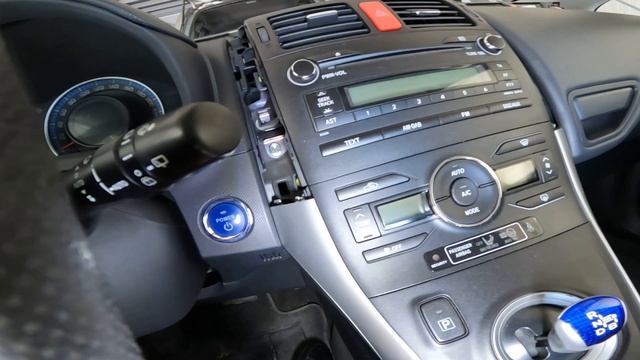 How To Remove Original Radio / Navigation Removal Toyota Auris 2006-2012 смотреть онлайн