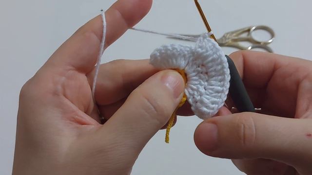 Kolay Tığ işi Çiçek Menekşe Örgü Modelleri / Tığ işi Çiçek Yapımı / Tığ İşi Örgü Çiçek Modelleri