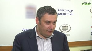 Александр Хинштейн провел прием граждан в своем избирательном округе