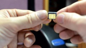 Как сделать микросим из сим карты / how to make a Microsim from a SIM