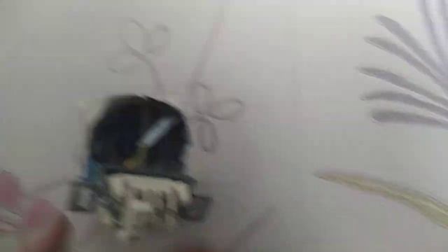Как подключить выключатель?