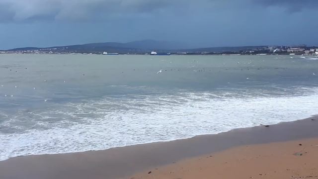 Геленджик.  Зимнее море.