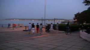 Набережная Керчи.Прекрасный летний вечер.Вид Керченского моста.