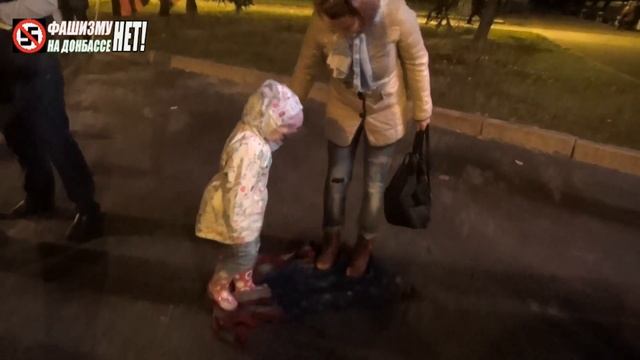 Активисты из движения НОД провели акцию растоптав флаг США (27.09.2014) #14 смотреть онлайн