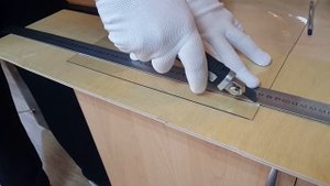 Как обрезать мягкое стекло на стол