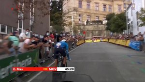 Primož Roglič FLIES Past Enric Mas to Win Third Vuelta a España |  Stage 21 2021