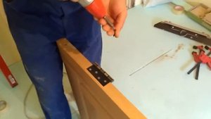 Врезка карточных петель шаблоном "MasterFOX"